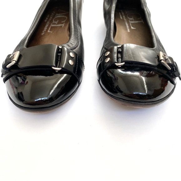 AGL Attilio Giusti Leombruni black leather patent round toe buckle ballet flats - Picture 2 of 9